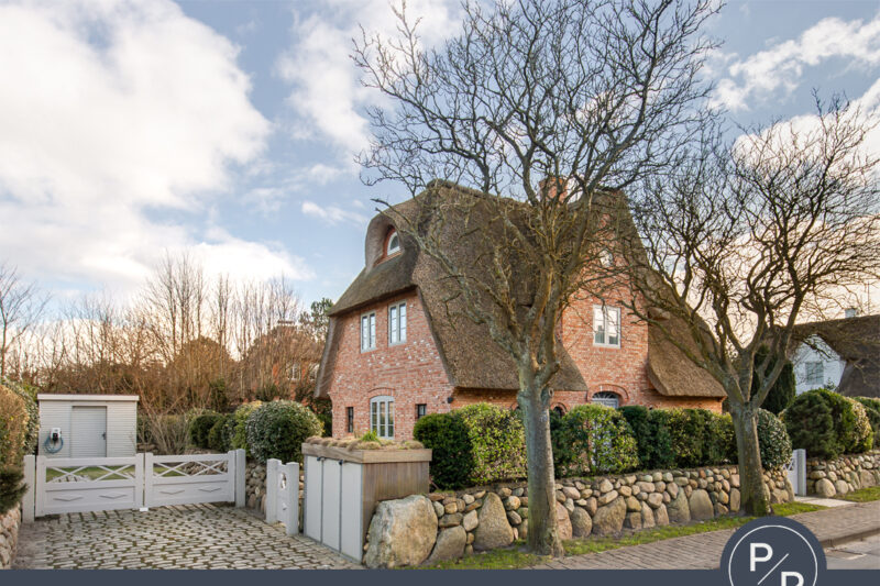 Luxuriöses Einzelhaus unter Reet im Kapitänsdorf Keitum 25980 Keitum (Sylt), Einfamilienhaus