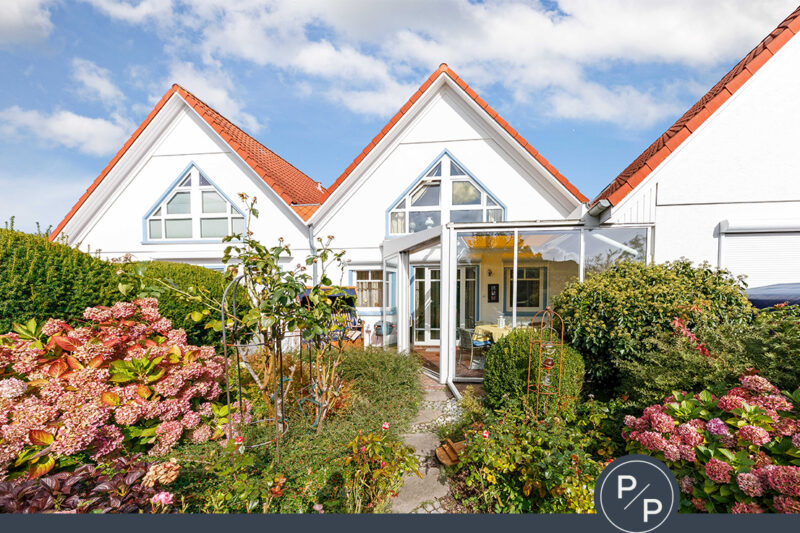 Lichtdurchflutetes Mittelhausteil mit Süd-Terrasse und Stellplatz in Tinnum 25980 Sylt, Reihenmittelhaus