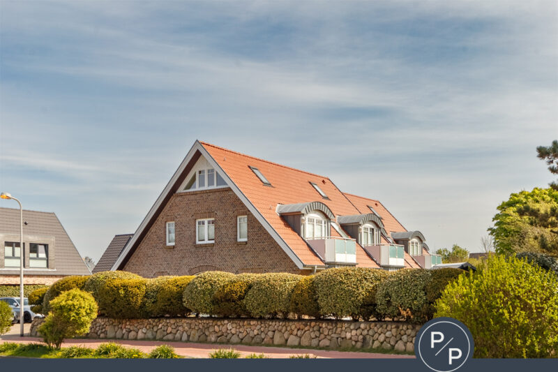 Schöne Ferienwohnung mit Südbalkon in zentraler Lage von Westerland 25980 Sylt, Dachgeschosswohnung