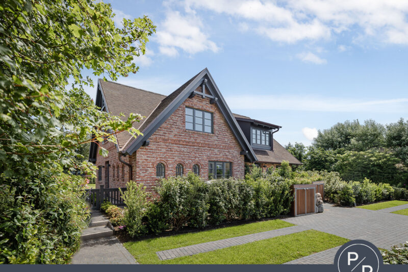 Neubau: Exklusive Doppelhaushälfte (Dauerwohnen) mit großem Garten in Alt-Westerland 25980 Sylt, Doppelhaushälfte
