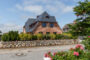 Luxuriöser Neubau: Hausteil (Ost) in herrlicher Lage von Morsum - BILD