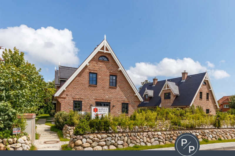 Neubauhausteil (Ferienwohnen) mit luxuriöser Ausstattung und Einrichtung in Alt-Westerland / Tinnum 25980 Sylt, Doppelhaushälfte