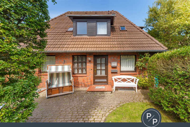 ***Reserviert*** Großzügiges Einfamilienhaus in gefragter und ruhiger Lage in Wenningstedt 25996 Wenningstedt, Einfamilienhaus
