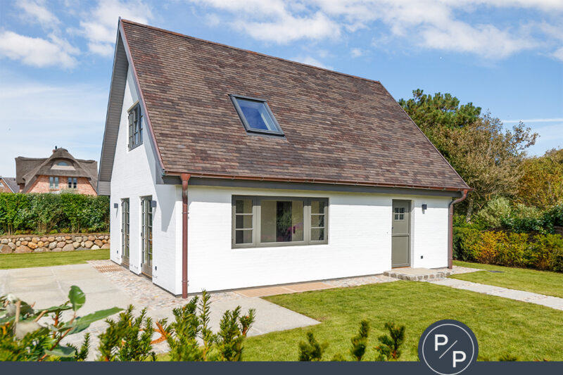 ***Reserviert*** Exquisites Wohnhaus zwischen Strand und Wenningstedter Dorfteich 25996 Wenningstedt, Einfamilienhaus