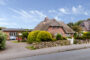 Schönes Reetdachhaus mit Nebengebäude und Garage auf großem Grundstück in Tinnum - BILD