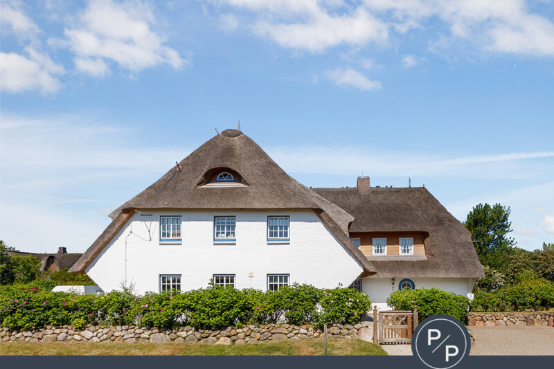 Großzügige Dachgeschosswohnung unter Reet in gefragter Lage von Keitum 25980 Sylt, Dachgeschosswohnung