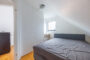 Großzügiges Wohnhaus mit zwei Einheiten und Doppelgarage - BILD